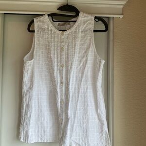LOFT Textured Sleeveless White Button-Down Shirt